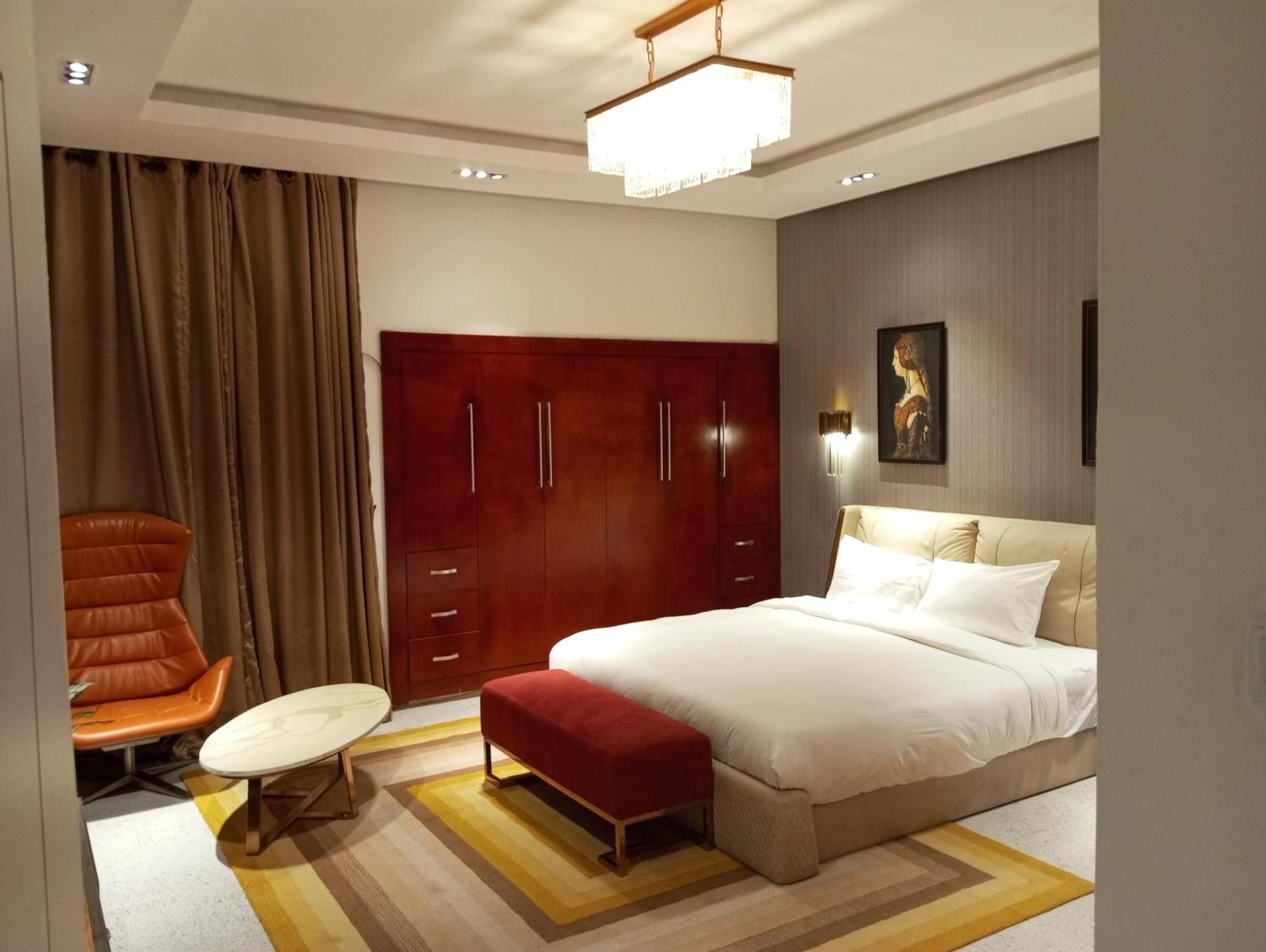 Sujimoto Residences Macdonald ラゴス エクステリア 写真