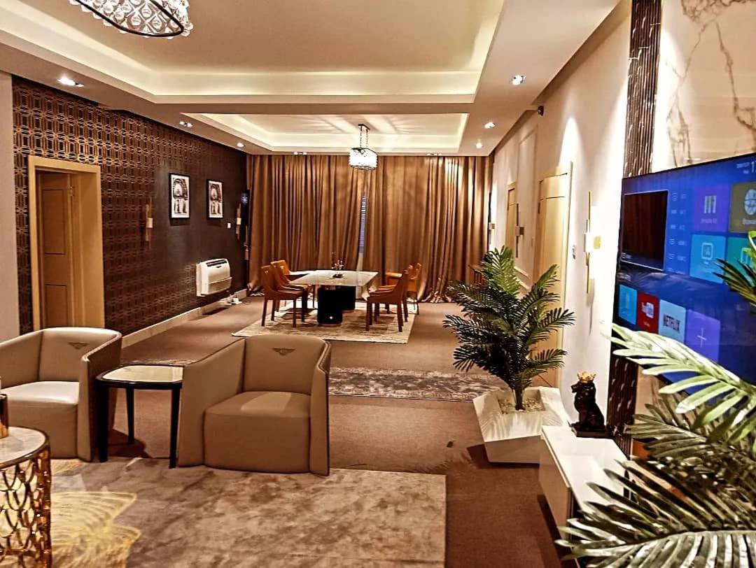 Sujimoto Residences Macdonald ラゴス エクステリア 写真