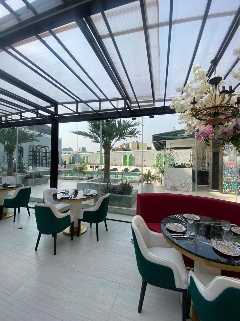 Sujimoto Residences Macdonald ラゴス エクステリア 写真