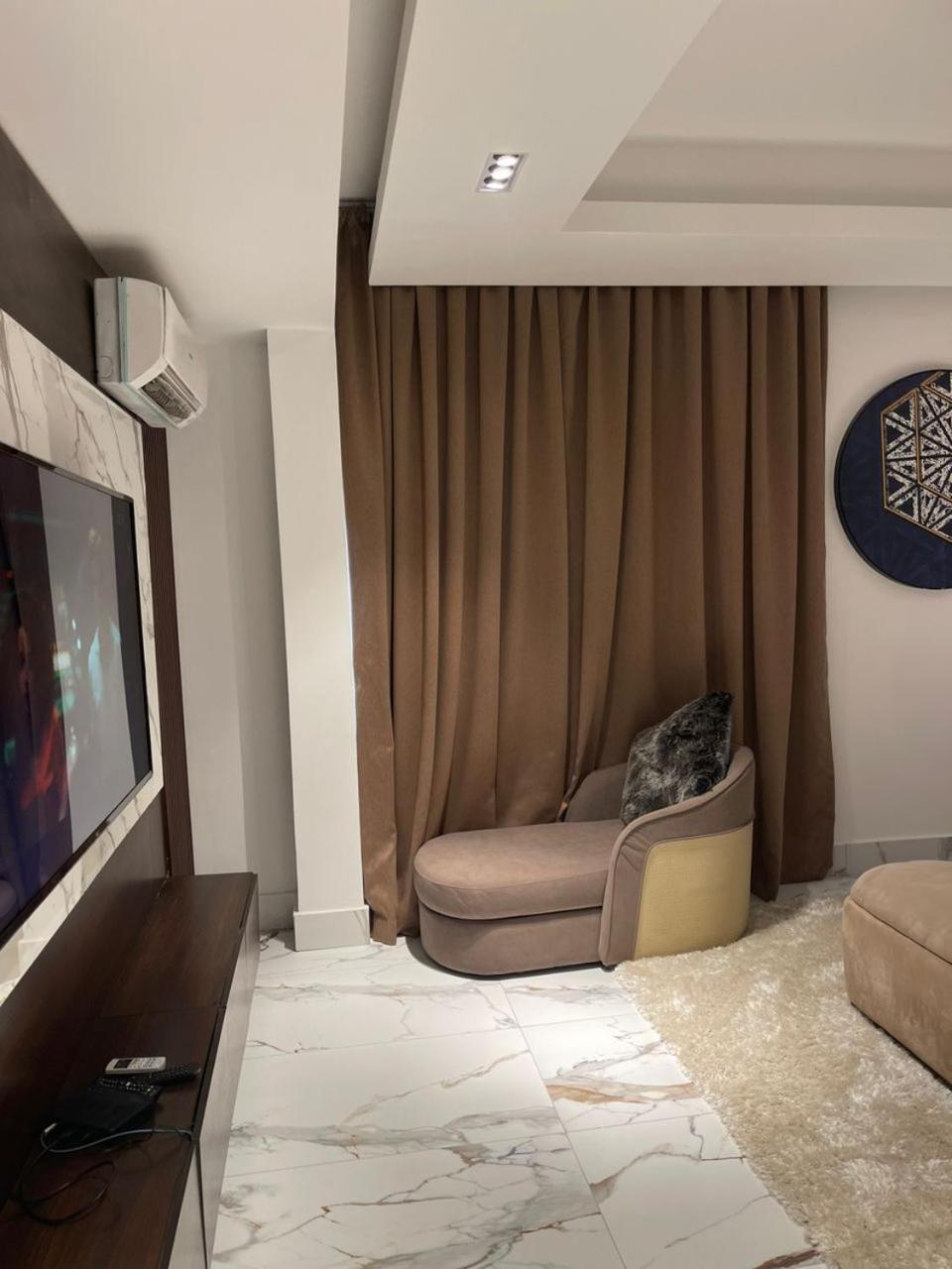 Sujimoto Residences Macdonald ラゴス エクステリア 写真
