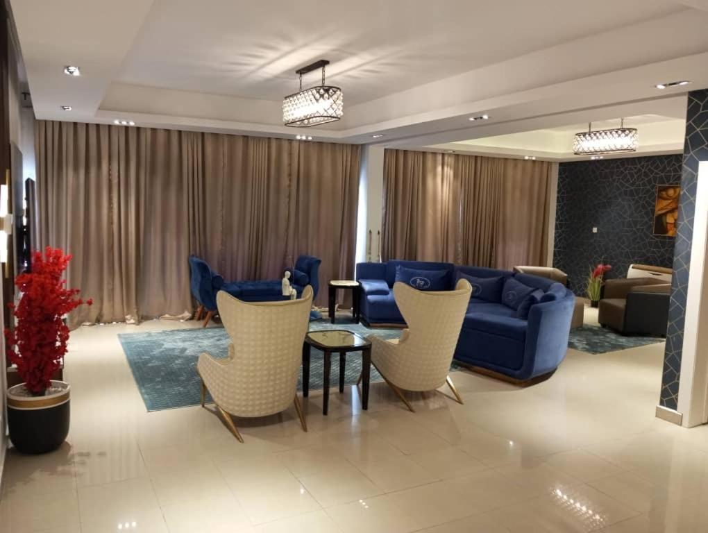 Sujimoto Residences Macdonald ラゴス エクステリア 写真